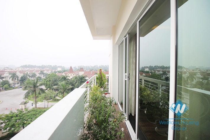 Furnished 3 bedroom apartment for rent in Ciputra E Tower